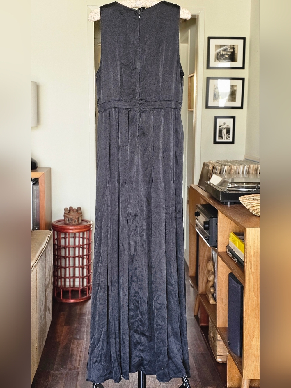 Shakuhachi Black Sleeveless Silk Maxi Dress - Picture 4 of 7